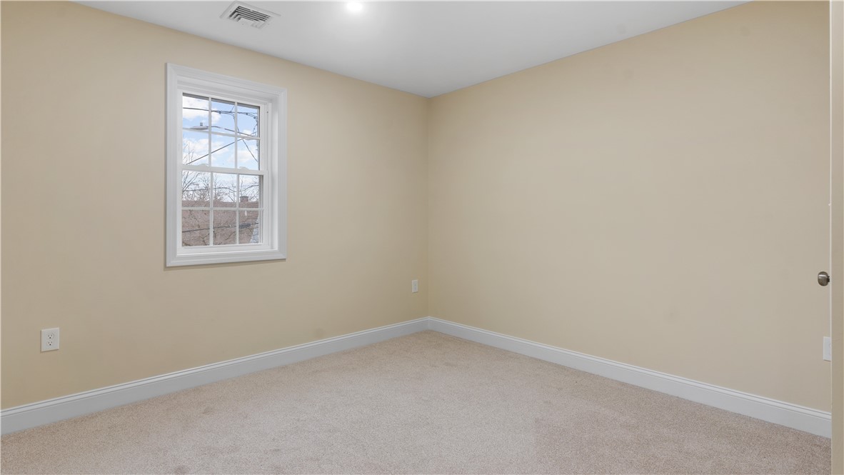 102 Ames Street Pawtucket, RI 02861 - Photo 18 of 18