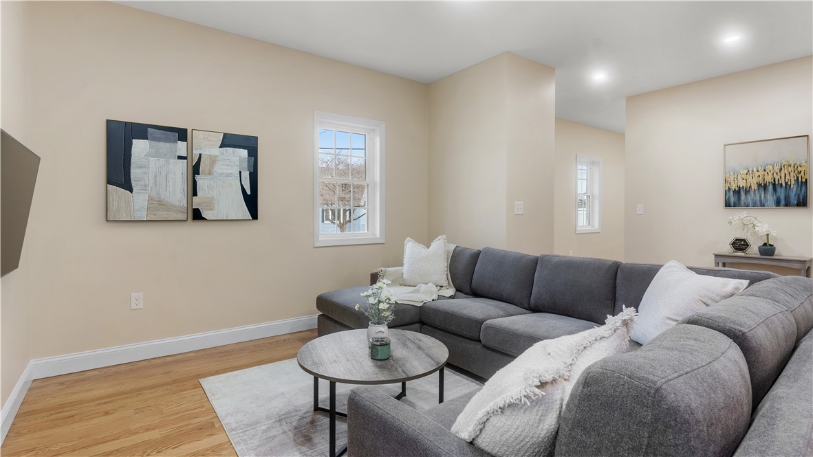 102 Ames Street Pawtucket, RI 02861 - Photo 2 of 18