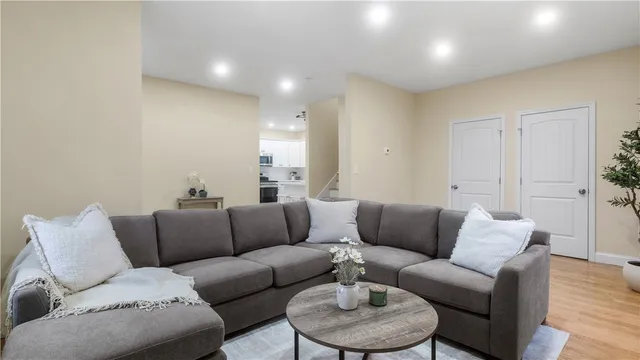 $550,000 | 102 Ames Street, Pawtucket, RI 02861