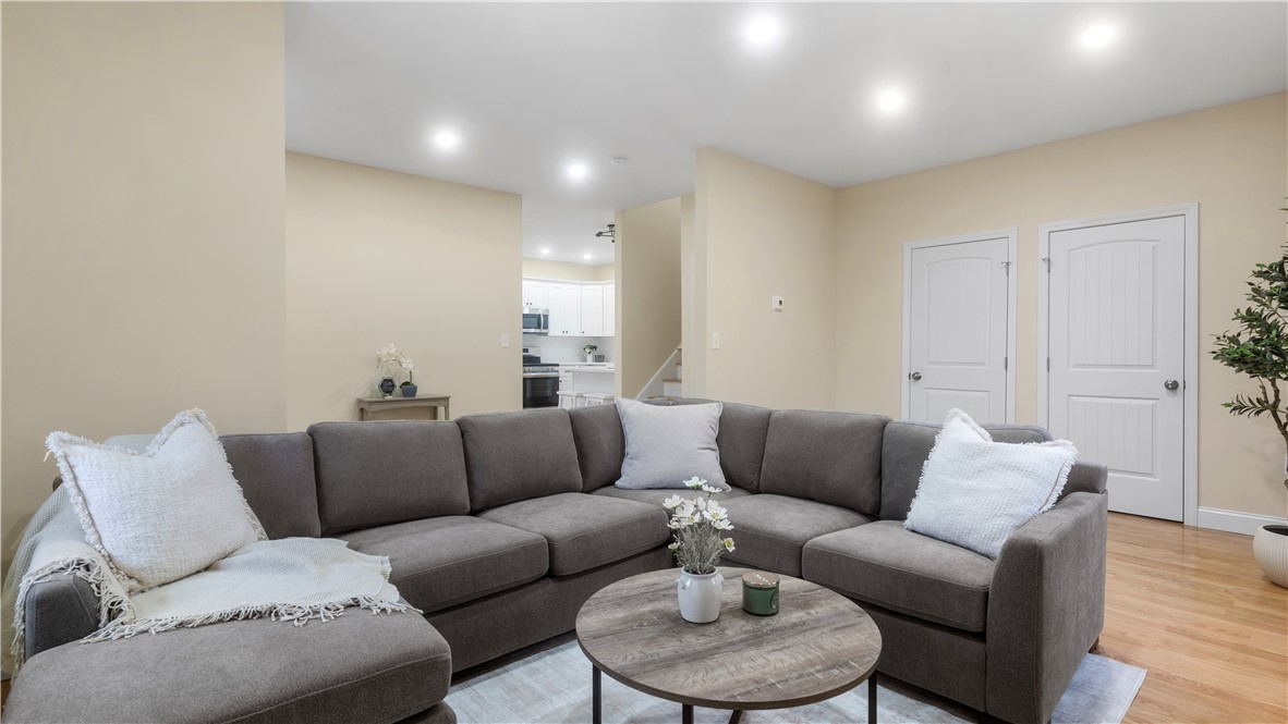 102 Ames Street Pawtucket, RI 02861 - Photo 3 of 18