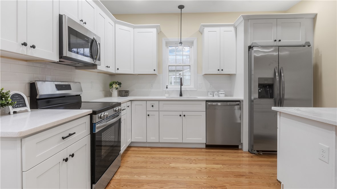 102 Ames Street Pawtucket, RI 02861 - Photo 5 of 18