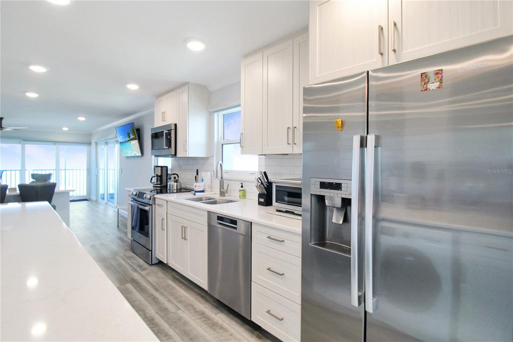 633 Alhambra Road, Unit 701 Venice, FL 34285 - Photo 29 of 55 Gallery Image 29