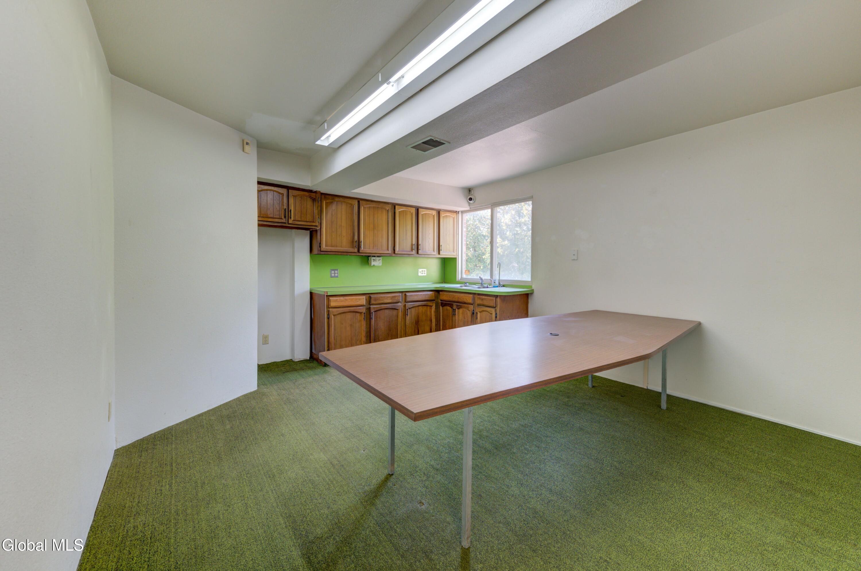 34 Russell Road Colonie, NY 12205 - Photo 14 of 61 50-34 Russell Rd