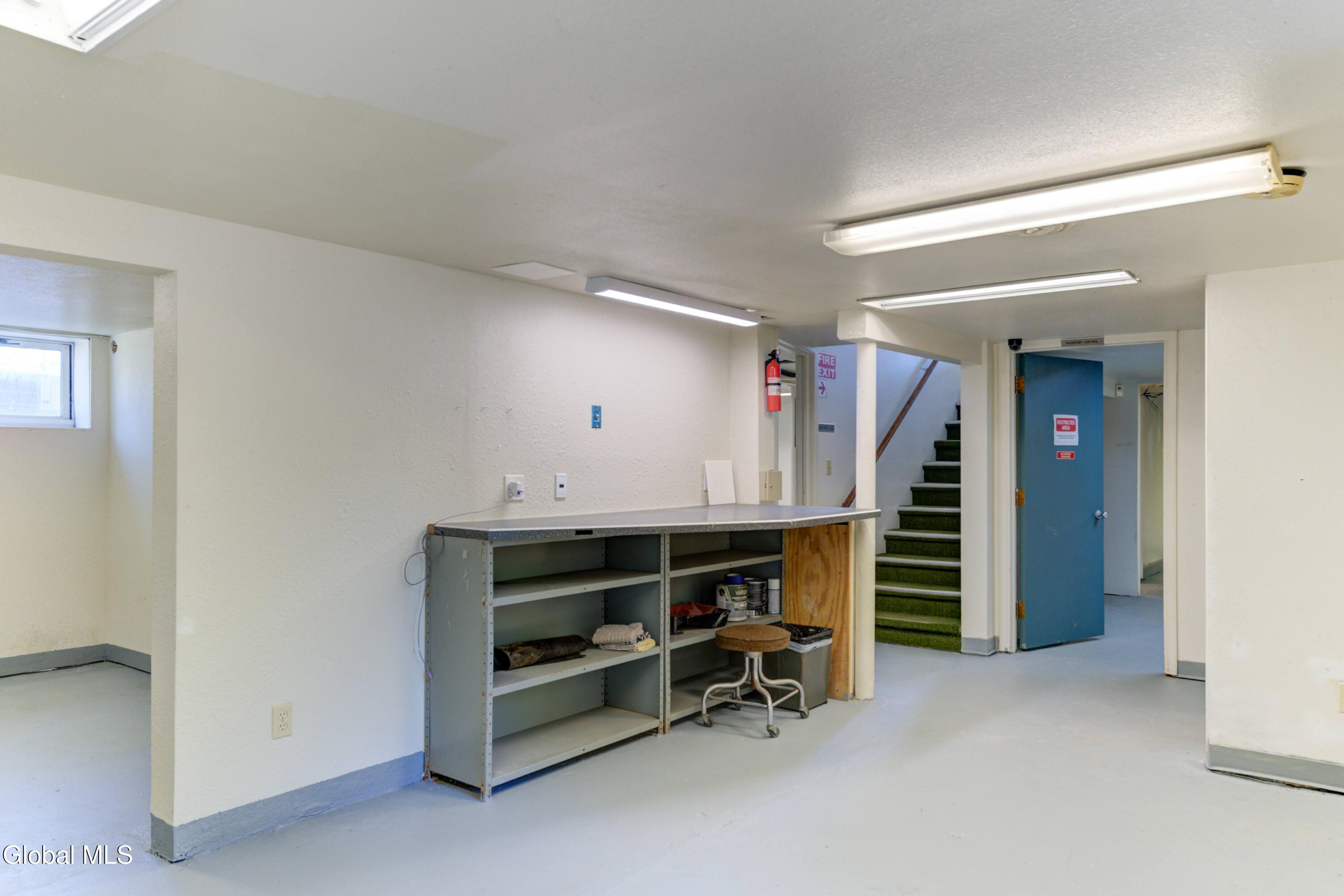 34 Russell Road Colonie, NY 12205 - Photo 36 of 61 28-34 Russell Rd