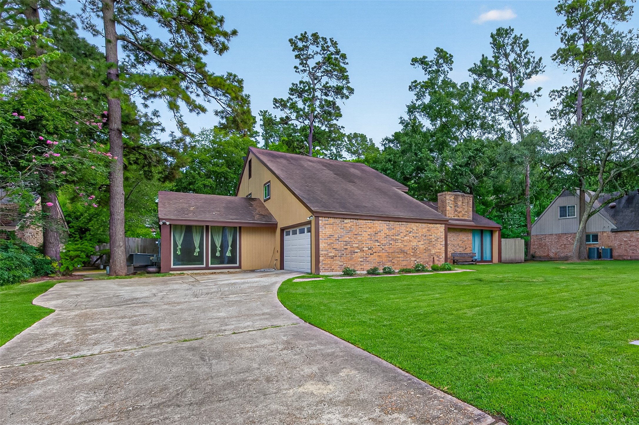 23610 Creekview Drive Spring, TX 77389 - Photo 2 of 43