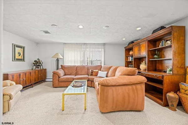 $975,000 | 409 North Clermont Avenue, Margate City, NJ 08402