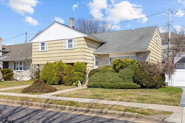 $975,000 | 409 North Clermont Avenue, Margate City, NJ 08402