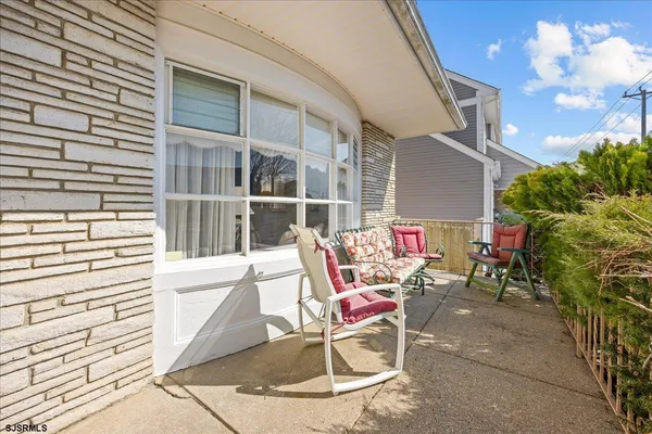 $975,000 | 409 North Clermont Avenue, Margate City, NJ 08402