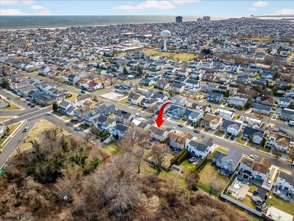 $975,000 | 409 North Clermont Avenue, Margate City, NJ 08402