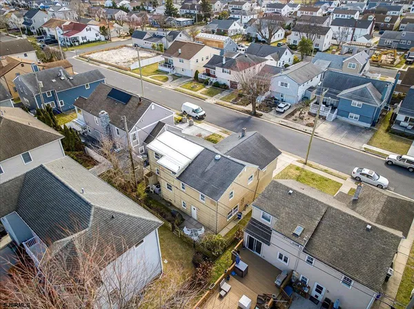 $975,000 | 409 North Clermont Avenue, Margate City, NJ 08402