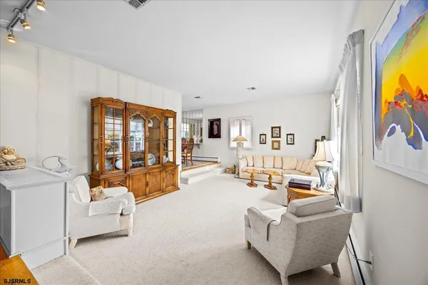 $975,000 | 409 North Clermont Avenue, Margate City, NJ 08402