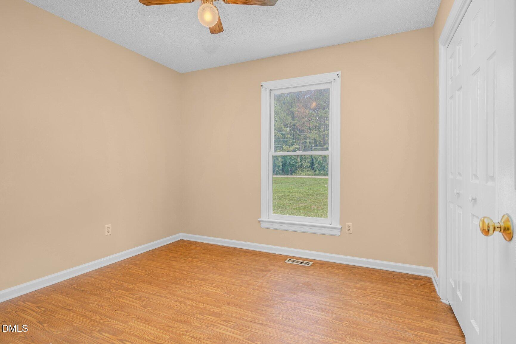 5502 Central Road Wilson, NC 27893 - Photo 16 of 32 017-5502CentralRoad-Wilson-NC-27893-SMAL