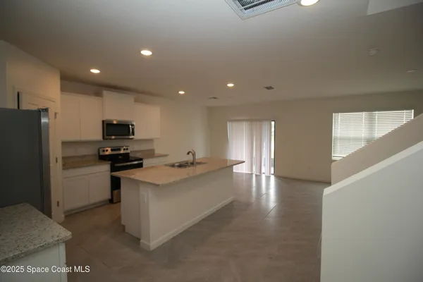 $2,695 | 218 Bubbling Lane, Palm Bay, FL 32907