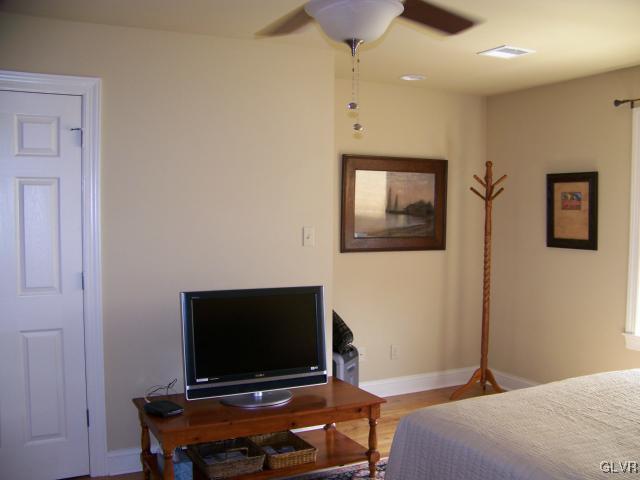 1425 Fox Run Road Easton, PA 18040 - Photo 25 of 36 Gallery Image 25