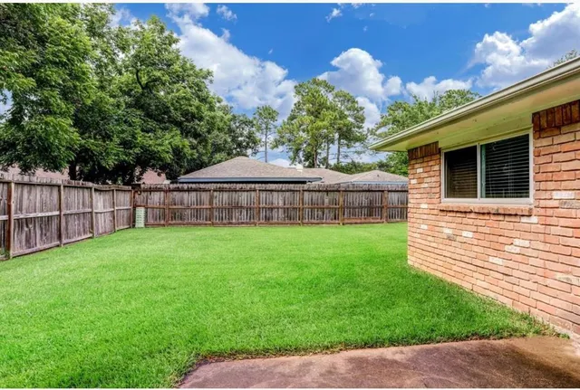 $2,150 | 13822 Wickersham Lane, Houston, TX 77077