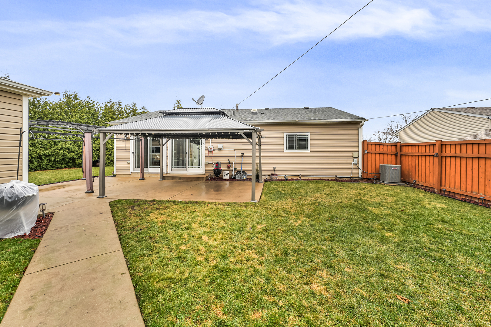 423 Tallman Avenue Romeoville, IL 60446 - Photo 3 of 23 Gallery Image 3