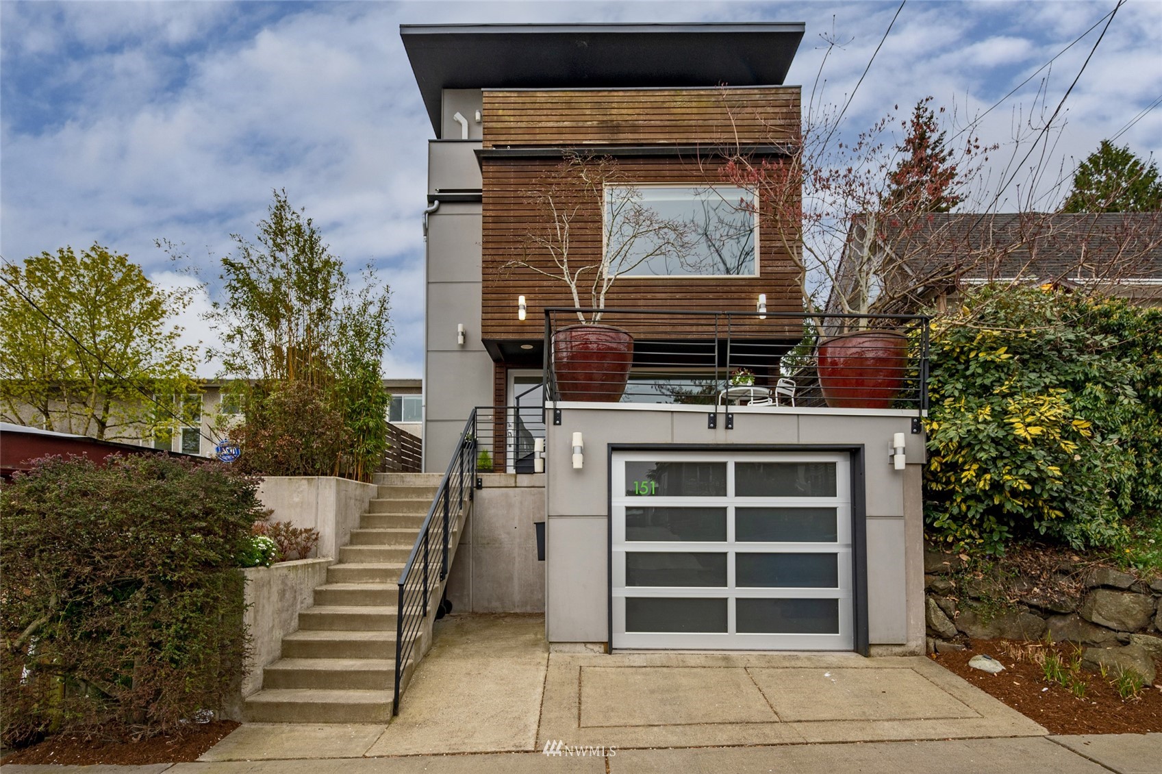 151 North 78th Street Seattle, WA 98103 - Photo 2 of 32 Gallery Image 2