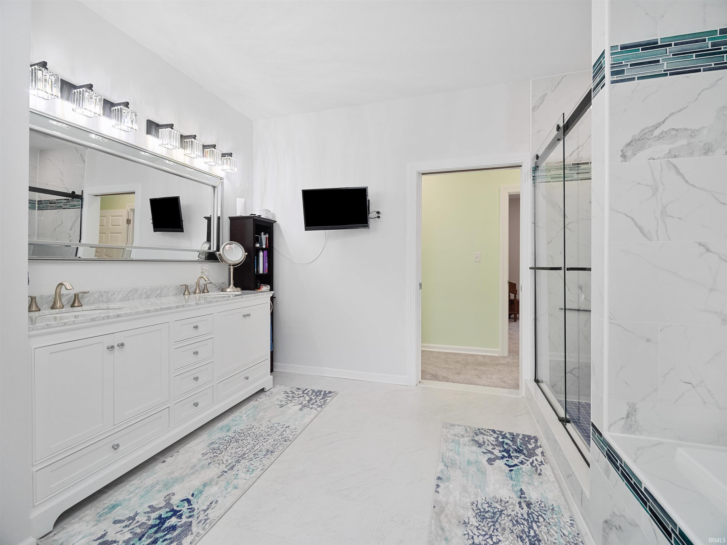 8764 East Hatchery Road Syracuse, IN 46567 - Photo 22 of 36 Gallery Image 22