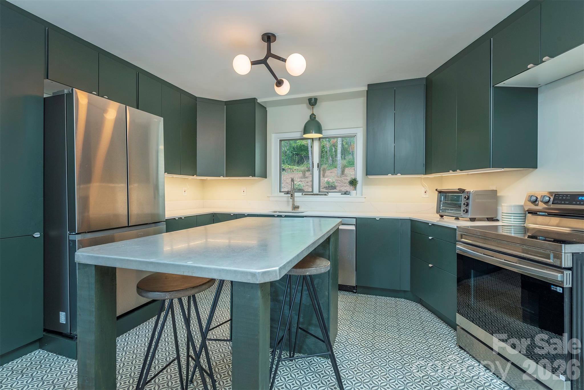 351 Windsor Road Asheville, NC 28804 - Photo 12 of 38