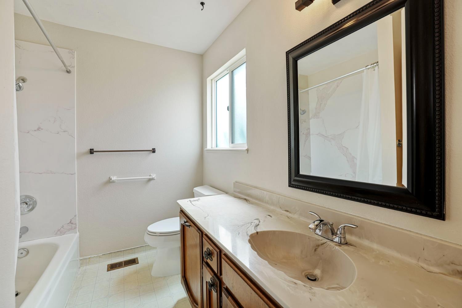 10675 East Peltier Road Acampo, CA 95220 - Photo 40 of 73 Gallery Image 40