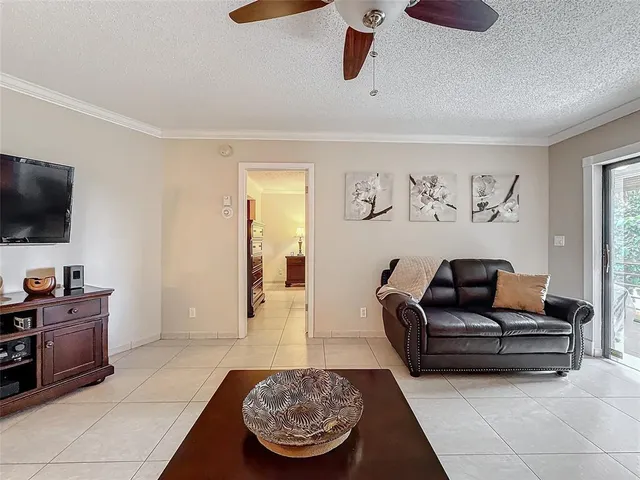 $169,000 | 4270 Northwest 40th Street, Unit 208, Lauderdale Lakes, FL 33319