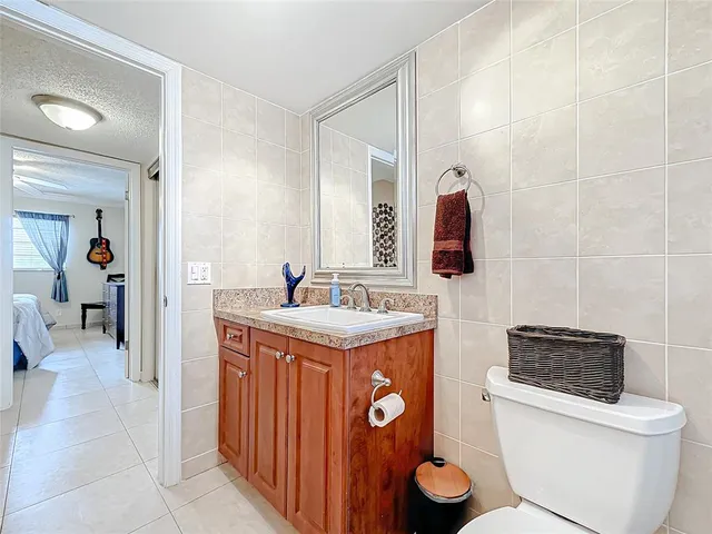 $169,000 | 4270 Northwest 40th Street, Unit 208, Lauderdale Lakes, FL 33319