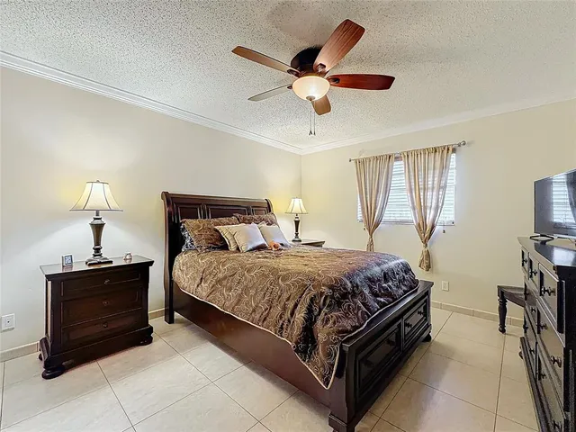 $169,000 | 4270 Northwest 40th Street, Unit 208, Lauderdale Lakes, FL 33319