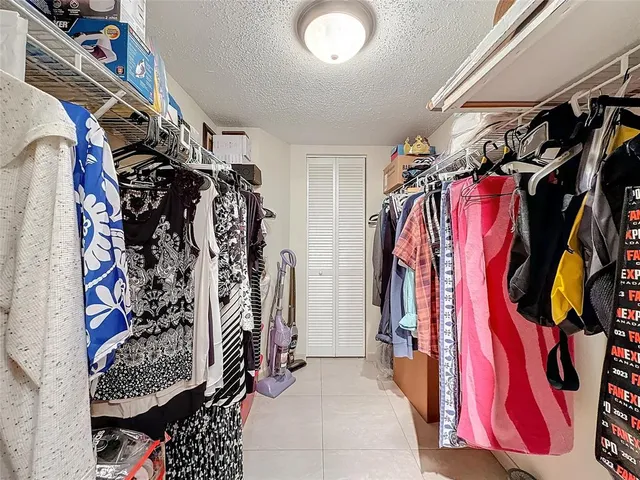 $169,000 | 4270 Northwest 40th Street, Unit 208, Lauderdale Lakes, FL 33319