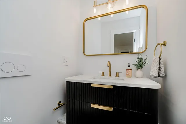 $274,990 | 4840 Hillside Avenue, Indianapolis, IN 46205