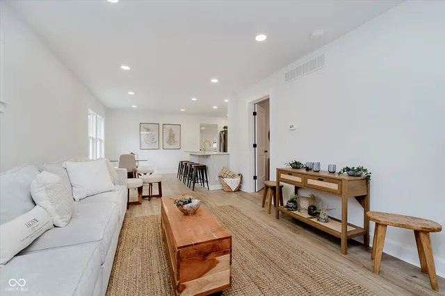 $274,990 | 4840 Hillside Avenue, Indianapolis, IN 46205