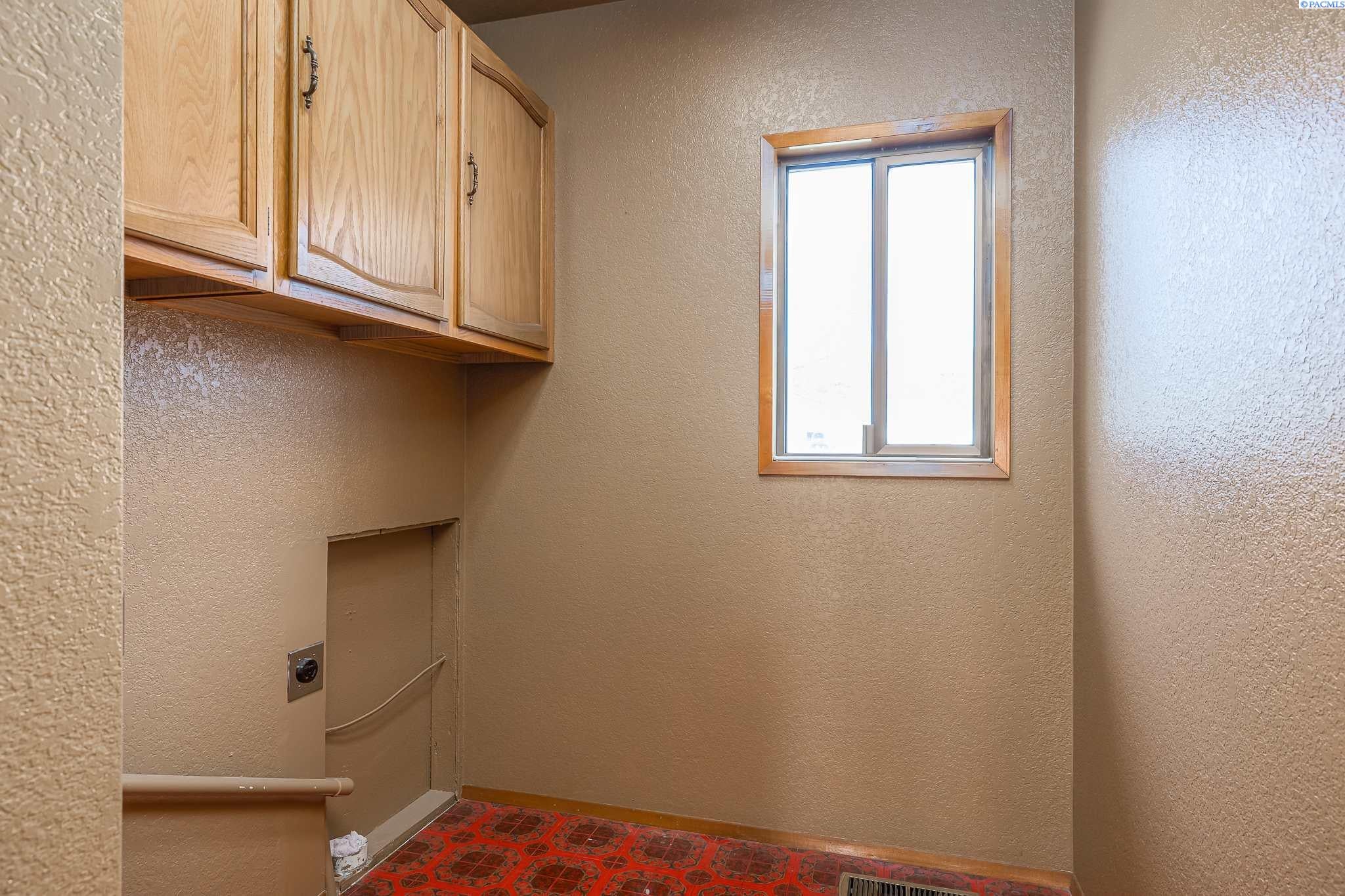 55102 Demoss Road Benton City, WA 99320 - Photo 13 of 30 Gallery Image 13