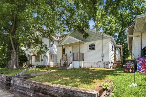 $91,500 | 120 20th Street, East Moline, IL 61244