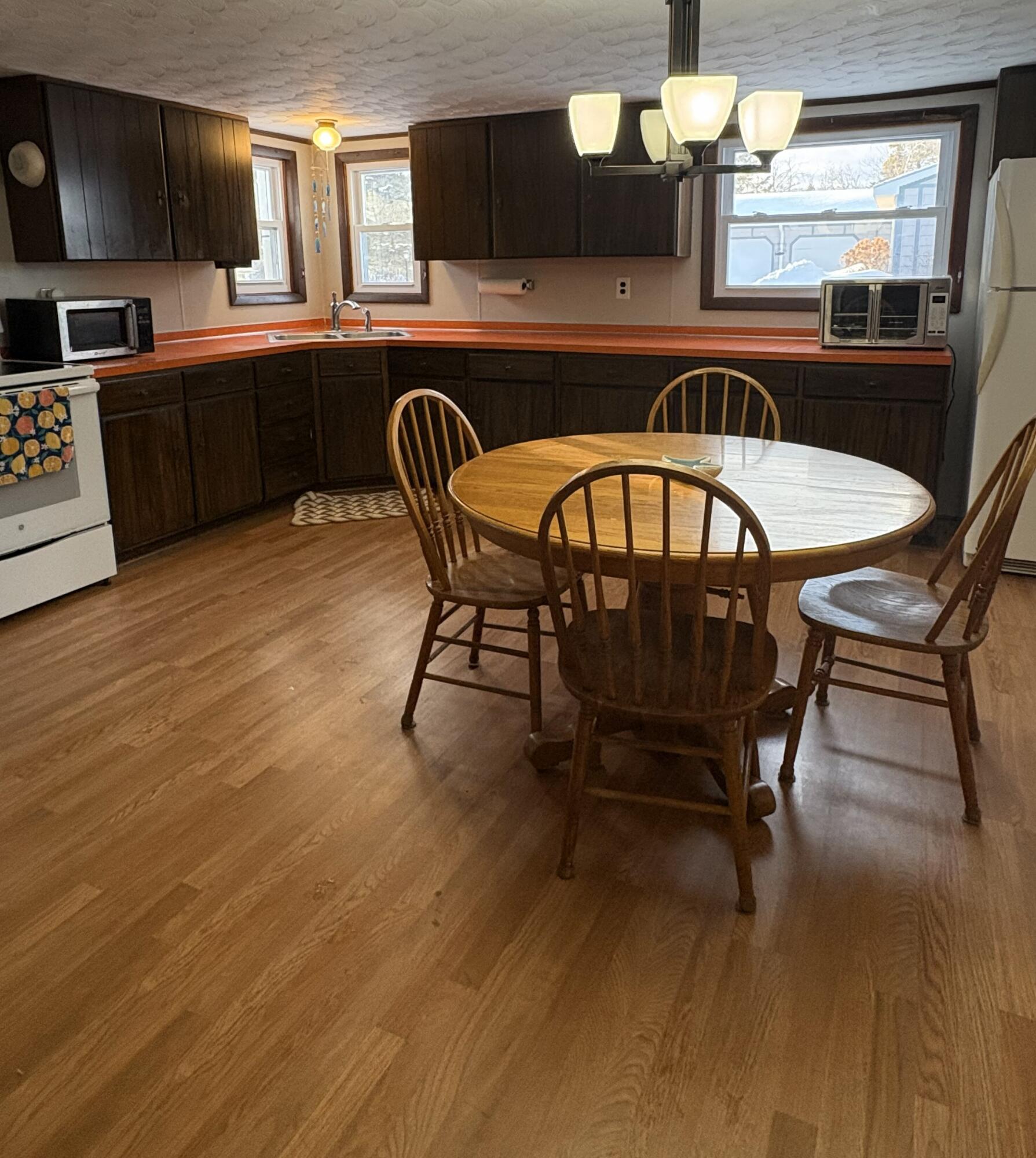 14021 Morrow Road Alpena, MI 49707 - Photo 9 of 28 Kitchen view 4