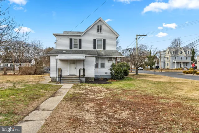 $2,200 | 26 Wilmer Street, Unit A, Glassboro, NJ 08028