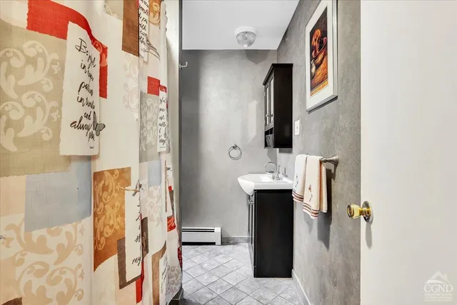 $475,000 | 23 Leggett Road, Ghent, NY 12075