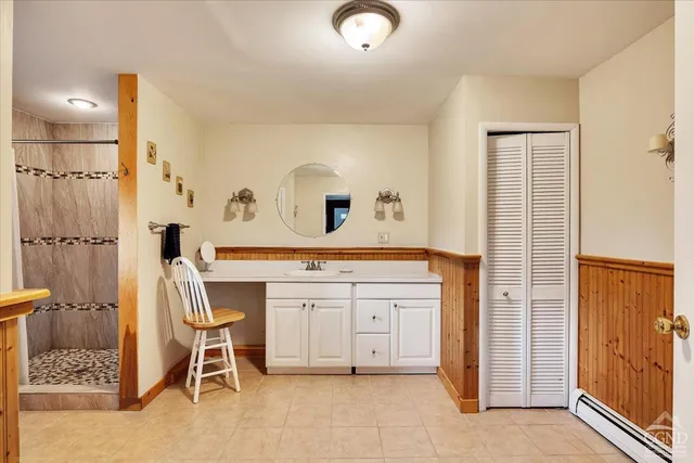 $475,000 | 23 Leggett Road, Ghent, NY 12075