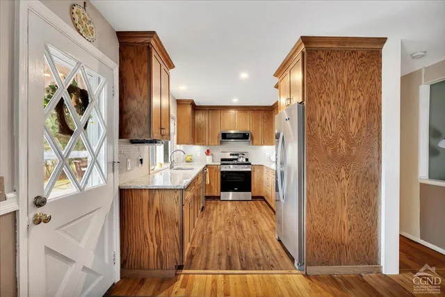 $475,000 | 23 Leggett Road, Ghent, NY 12075