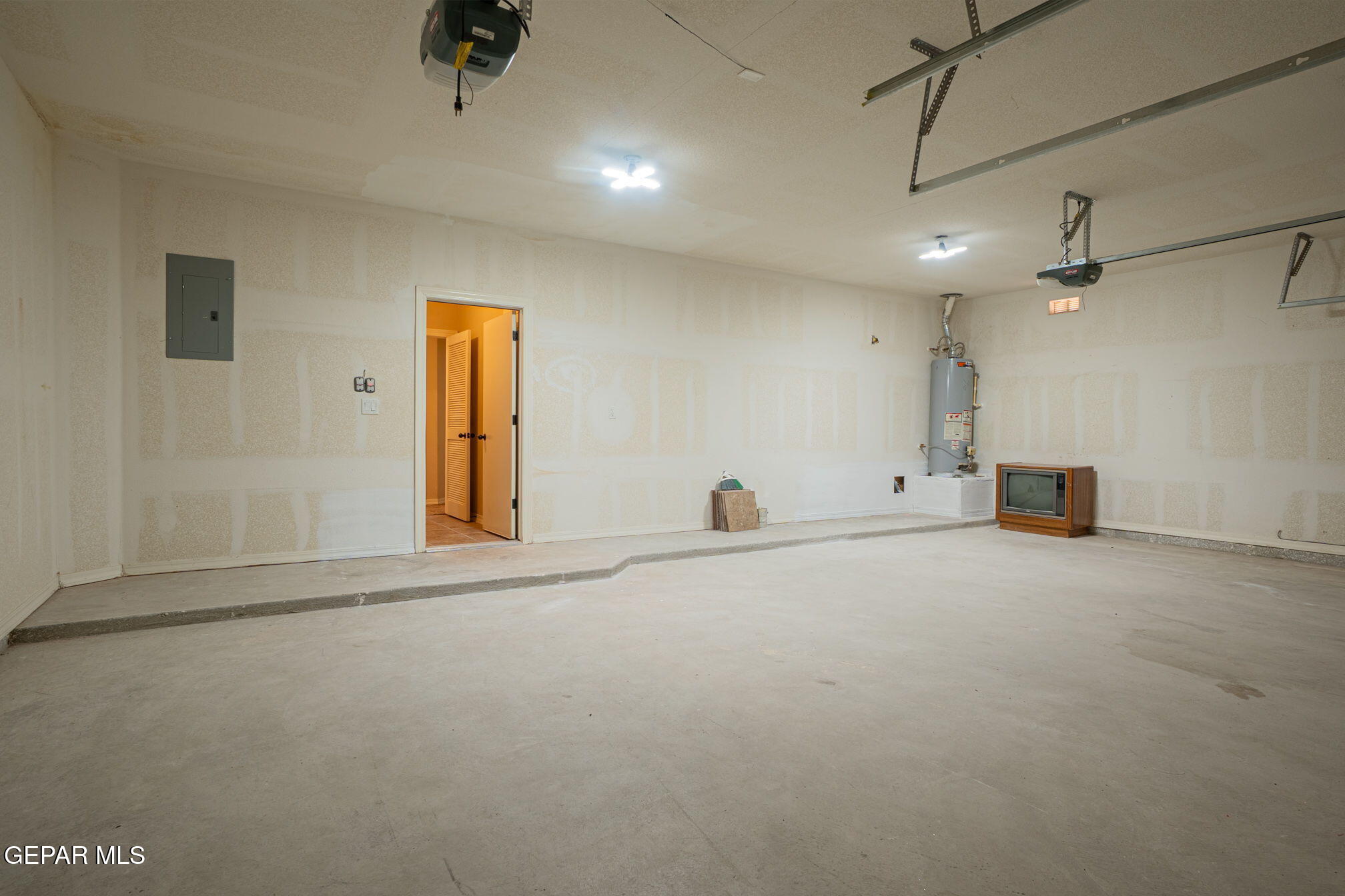 3049 Lookout Point Drive El Paso, TX 79938 - Photo 37 of 45 Lookout-24