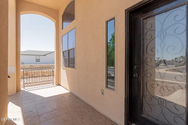 $340,000 | 3049 Lookout Point Drive, El Paso, TX 79938