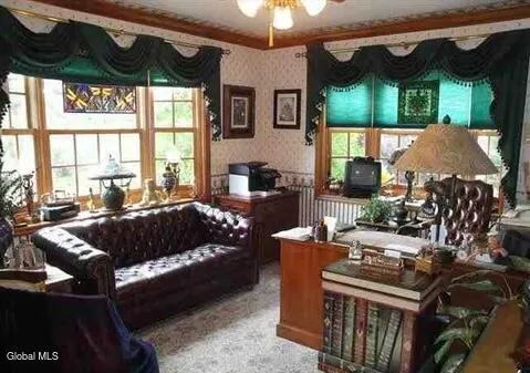 $489,900 | 225 Long Meadow Lane, Rotterdam, NY 12306