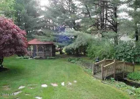 $489,900 | 225 Long Meadow Lane, Rotterdam, NY 12306