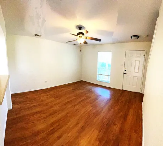 $252,000 | 115 A Auction Oak, Unit A, Kyle, TX 78640