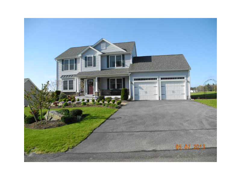 93 Scenic Way Exeter, RI 02822 - Photo 3 of 25 Exterior Front.