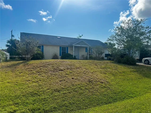 $228,900 | 3123 Tamarind Drive, Edgewater, FL 32141