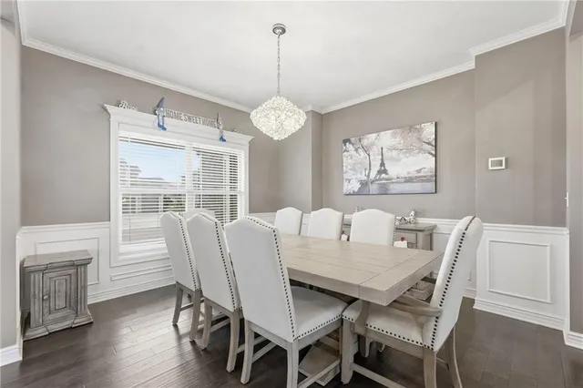 $635,000 | 2410 Northeast 111th Terrace, Kansas City, MO 64155