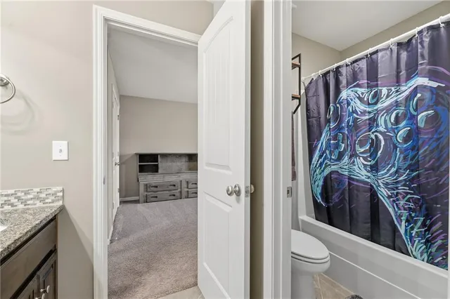 $635,000 | 2410 Northeast 111th Terrace, Kansas City, MO 64155