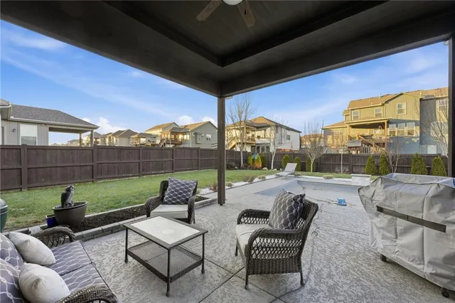 $635,000 | 2410 Northeast 111th Terrace, Kansas City, MO 64155