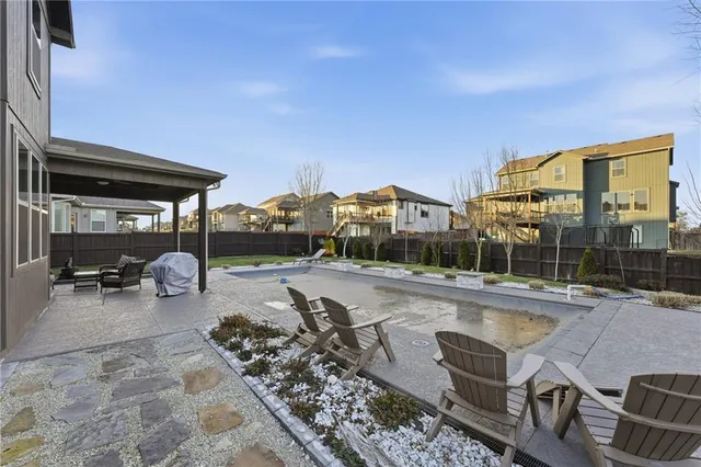 $635,000 | 2410 Northeast 111th Terrace, Kansas City, MO 64155