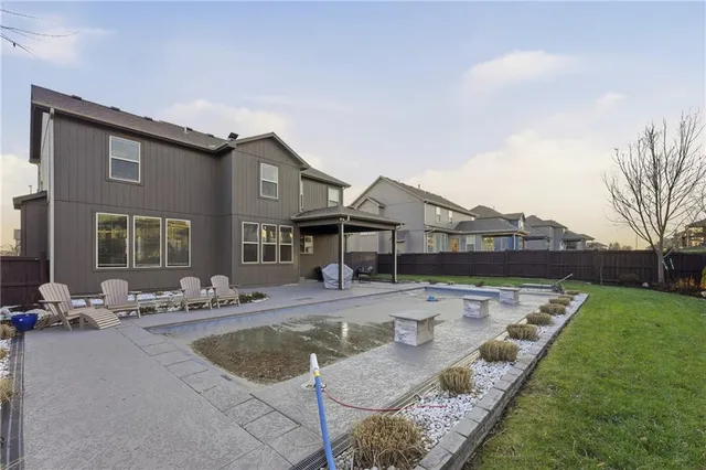 $635,000 | 2410 Northeast 111th Terrace, Kansas City, MO 64155