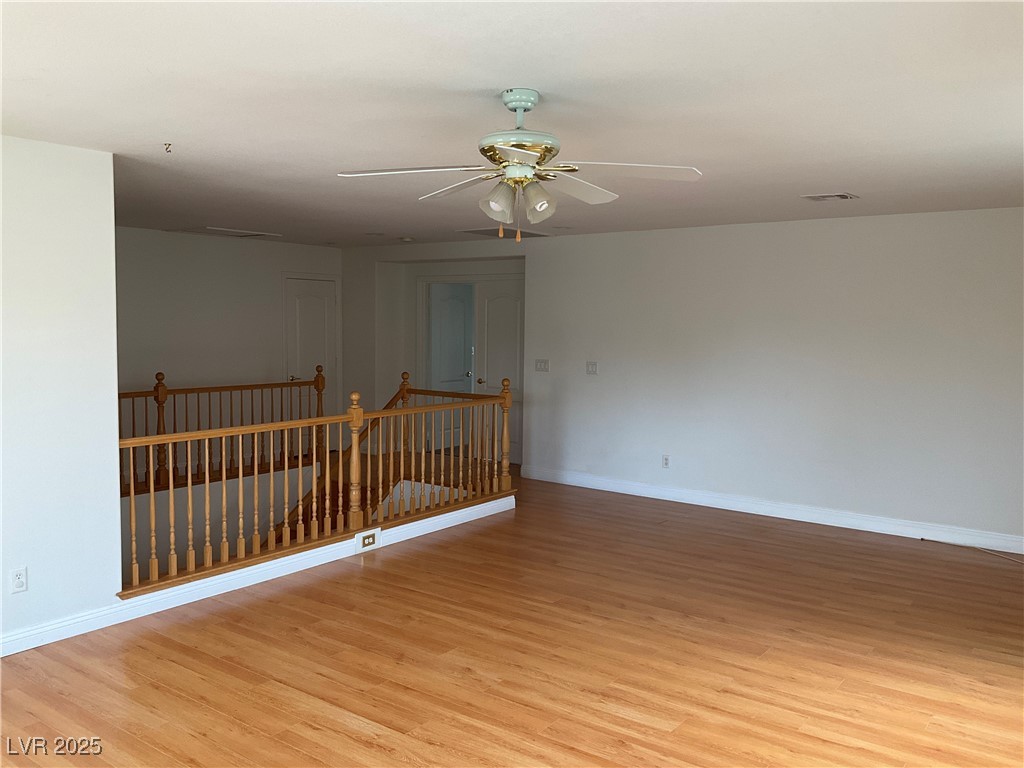 7949 Mosaic Harbor Avenue Las Vegas, NV 89117 - Photo 13 of 32